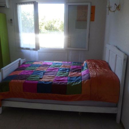 Auberge Des Garrigues Ним Екстериор снимка