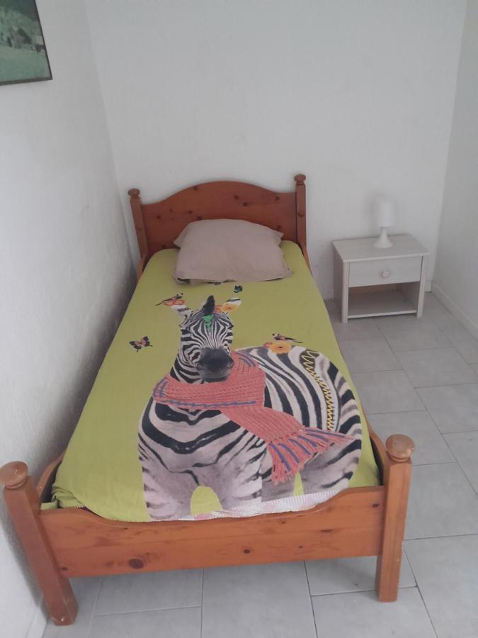 Auberge Des Garrigues Ним Екстериор снимка