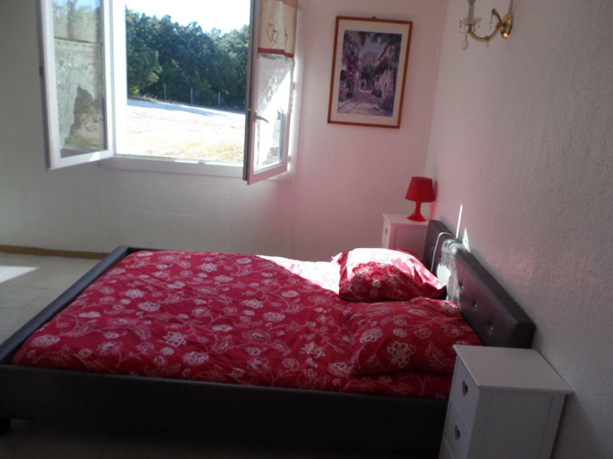 Auberge Des Garrigues Ним Екстериор снимка